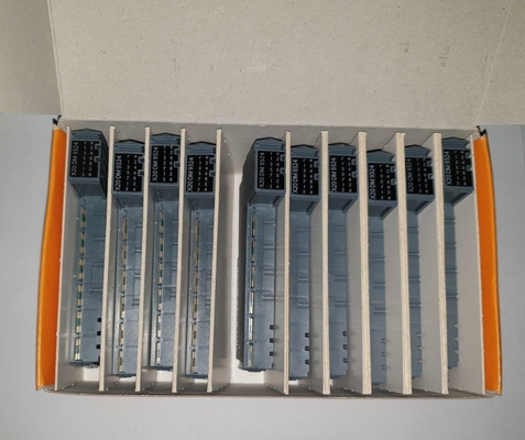 X20DM9324 B&amp;R Otomasyon Plc X20 SYSTEM 8 Girişli ve 4 Çıkışlı Dijital Karma Modül
