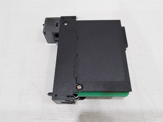 Allen-Bradley 1756-OB8 ControlLogix Digital DC 8 çıkış modülü 24VDC