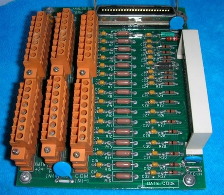 MC-TAIH02 Honeywell Yüksek Seviye Analog Giriş Modülü PLC Modülü