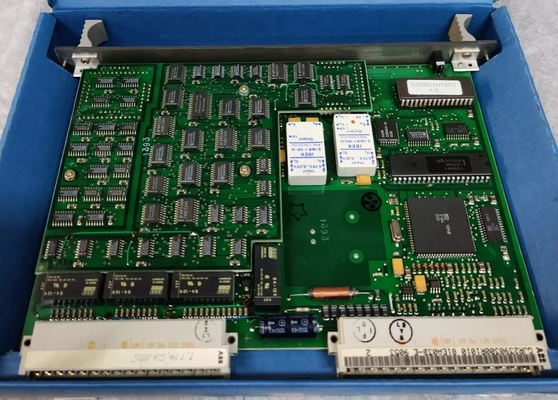 ABB 83SR07E-E GJR2392700R1210 Kontrol Sistemi için Otobüs Koplama Modülü