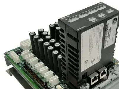 IS230JPDGH1A GE Güç Dağıtım Modülü Basılı devreler panosu DIN Demiryolu Modülü