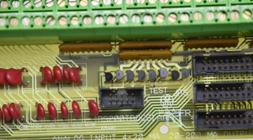 DS200TBQCG1A GE RST Elektrikli Analog Giriş Milliamp I/O Bitiş Modülü