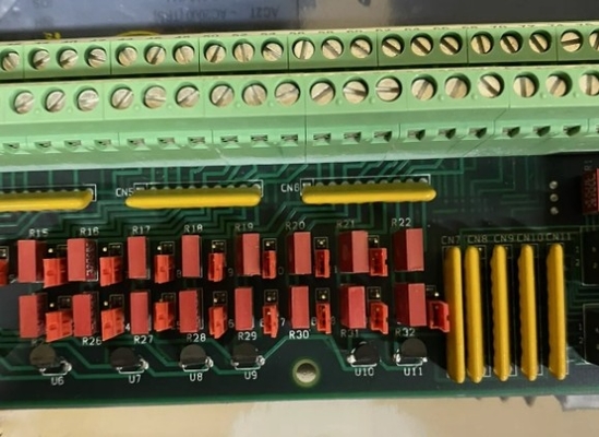 DS200TBCBG1A GE TBCB Bitiş Modülü I/O Kontrol Paneli Mark V Türbin Kabinesi