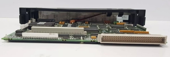 IC697CPU731 GE 12 MHz 32 Kbyte Merkezi İşlem Birimi Tek Slot CPU 512 Girişler ve Çıkışlar