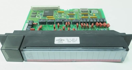 IC697MDL940 GE Ayrı Çıkış Modülleri Relay Çıkış 16 Nokta Modülü 24 V DC