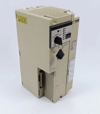 07ZE61 GJV3074321R302 ABB Merkezi Birim 2 18 I / O yuvası olan alt çubuklar