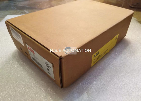 CP410M ABB PLC Kontrol Paneli 16 fonksiyon tuşu 3'' LCD Grafik Monokrom I/O DCS 1SBP260181R1001