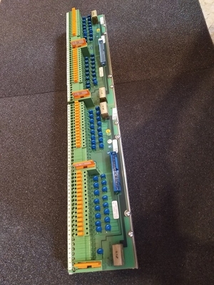 DSTD150A ABB Bağlantı Birimi Dijital Giriş Kartı PLC Yedek Parça 57160001-UH
