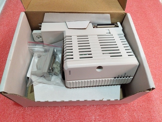 BC820K01 ABB PLC AC800M CEX-Bus Ünitesi G/Ç DCS 3BSE07150R1