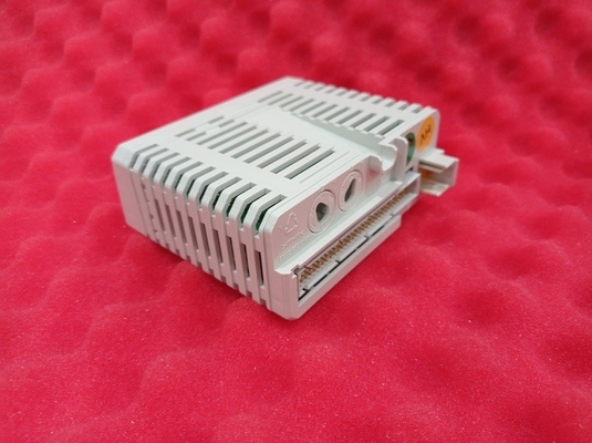 AI830A ABB RTD Ünitesi 8 Kanal Analog Giriş Modülü PLC DCS 3BSE040662R1