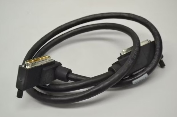 Foxboro P0926GJ Hipalon Dış Ceket Ve XLPE Çapraz Bağlı Polietilen Birincil İletici Izolasyonu