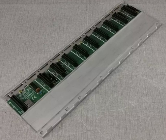 F3BU09-0NS1 YOKOGAWA 9 slotlu birim Çeşitli modülleri barındıran temel modüller I/O modülü