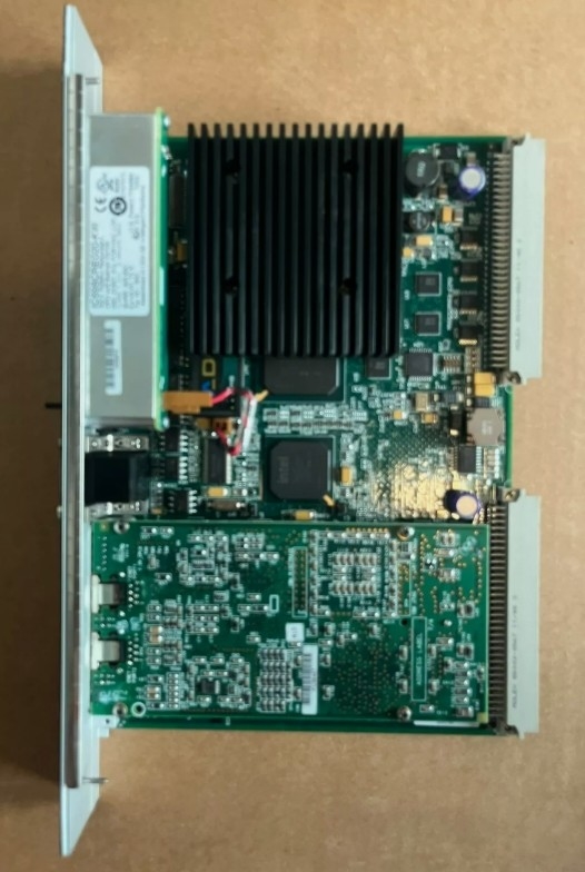 IC698CRE020 GE CPU Modülü 700 MHz PAC Sistemleri RX7i Firmware Sürümü 2 ile CPU'lar.01