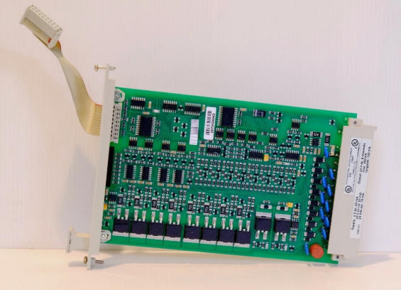Honeywell Arıza Güvenli Dijital Çıktı Modülü 24 Vdc 0.55 A 8 Kanalı ile