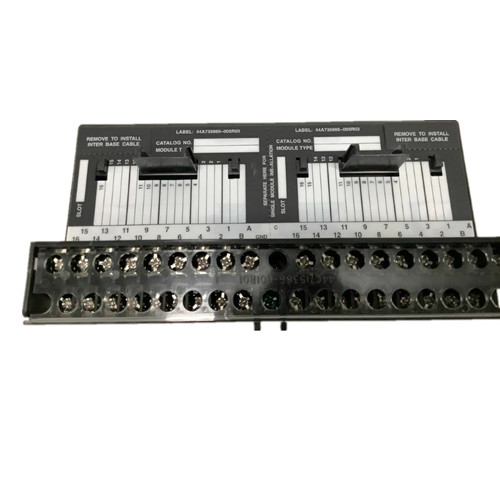 IC670CHS101 GE Fanuc GE Alan G/Ç Tabanı Bariyer Tarzı Terminal Bloğu Sıcak Ekleme General Electric