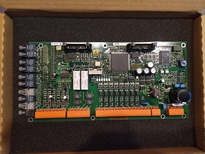 UAC389AE01 ABB Cihazı UA C389 AE01 Kontrol İşlemci Modülü PLC Yedek Parçaları HIEE300888R0001